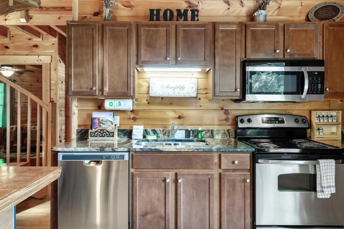 Mountain View Family Cabin W Game Room & Pool Sevierville Bagian luar foto
